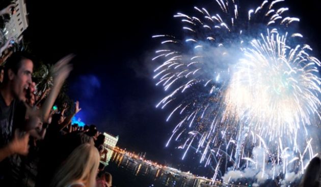 Splitska riva postala velika diskoteka, CROPIX