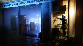 Vatrogasci na intervenciji u Restoranu Foša, Foto: Filip Brala/PIXSELL