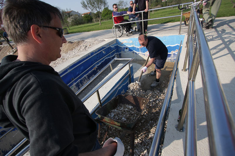 Vitrenjak: Akcija čišćenja plaže za invalide