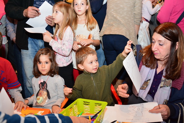 Supernova Zadar: Sveti Nikola i kamion Djeda mraza, Foto: Iva Perinčić Supernova Zadar: Sveti Nikola i kamion Djeda mraza, Foto: Iva Perinčić