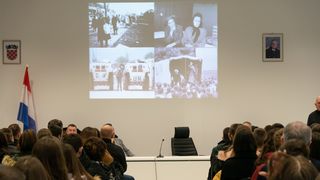 Sat povijesti o VRO Maslenica u Poličniku Sat povijesti o VRO Maslenica u Poličniku