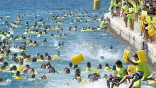 Jubilarni 10. dm Millennium Jump na zadarskoj rivi, Photo: Dino Stanin/PIXSELL Jubilarni 10. dm Millennium Jump na zadarskoj rivi, Photo: Dino Stanin/PIXSELL