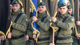 Mimohod postrojbi sudionica VRO Maslenica ulicama Zadra u povodu 24. obljetnice Mimohod postrojbi sudionica VRO Maslenica ulicama Zadra u povodu 24. obljetnice