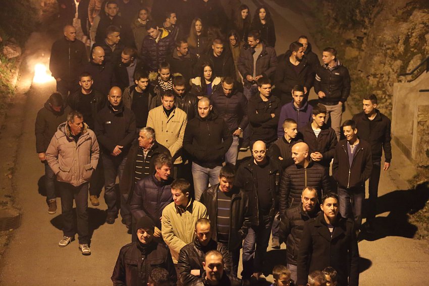 Bibinje: Održana tradicionalna procesija Velikog Petka. Foto: Leo Banić