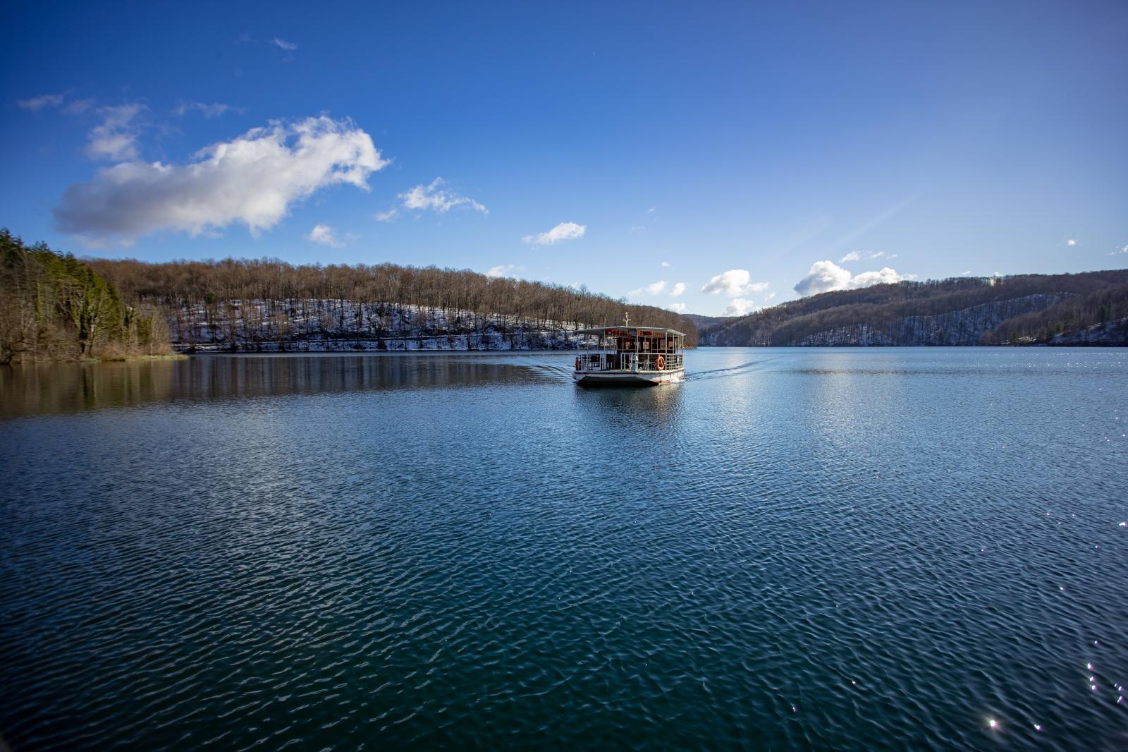 Zimska idila u Nacionalnom parku Plitvička jezera Zimska idila u Nacionalnom parku Plitvička jezera