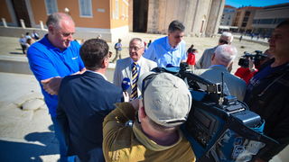 Basket na Forumu: Košarkaške legende protiv mlađih uzrasta KK Zadar Basket na Forumu: Košarkaške legende protiv mlađih uzrasta KK Zadar