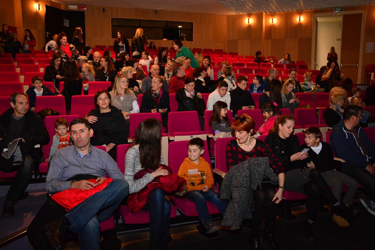 Svjetski dan lutkarstva: “Ele jave, Ele bajke”, foto: Iva Perinčić Svjetski dan lutkarstva: “Ele jave, Ele bajke”, foto: Iva Perinčić