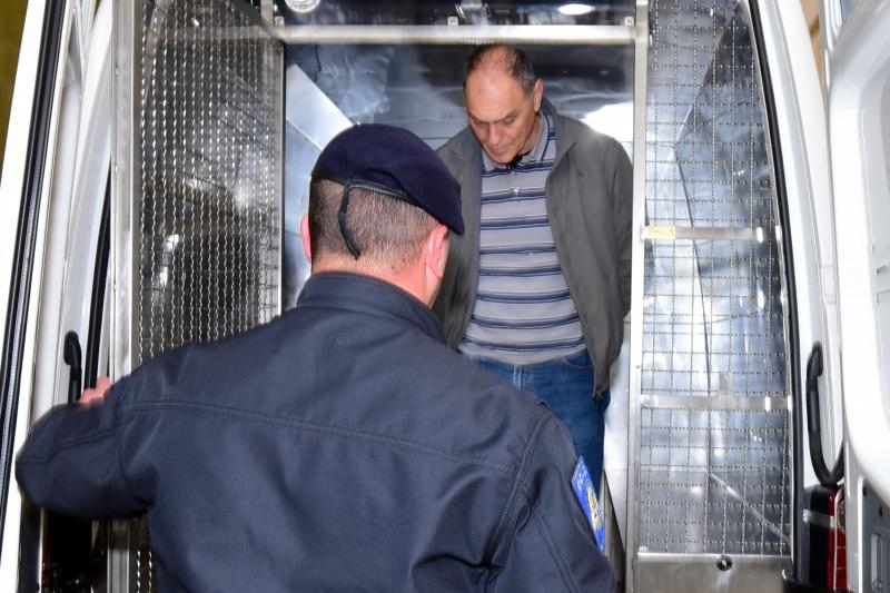 Zlatko Svirčić osumnjičen zbog dvostrukog pokušaja ubojstva priveden je istražnom sucu, foto: Dino Stanin/PIXSELL Zlatko Svirčić osumnjičen zbog dvostrukog pokušaja ubojstva priveden je istražnom sucu, foto: Dino Stanin/PIXSELL