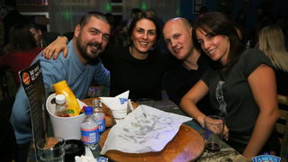 Friday Night Live: Cotton Club @ Famous Beach Bar & Grill 21. listopada 2016. Friday Night Live: Cotton Club @ Famous Beach Bar & Grill 21. listopada 2016.