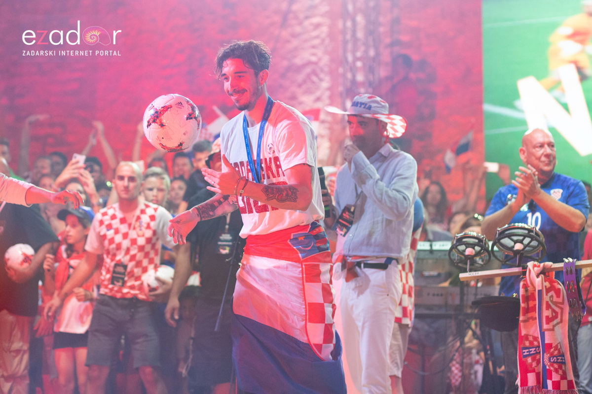 Veličanstven doček četvorice zadarskih Vatrenih Veličanstven doček četvorice zadarskih Vatrenih