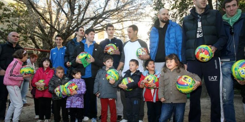 Košarkaši i djelatnici KK Zadar posjetili dječji vrtić Latica, Foto: Dino Stanin/PIXSELL Košarkaši i djelatnici KK Zadar posjetili dječji vrtić Latica, Foto: Dino Stanin/PIXSELL