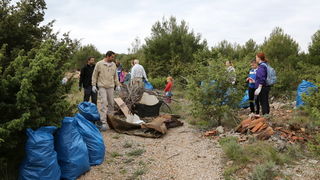 Završena još jedna uspješna “Zelena čistka” u Parku prirode Vransko jezero Završena još jedna uspješna “Zelena čistka” u Parku prirode Vransko jezero
