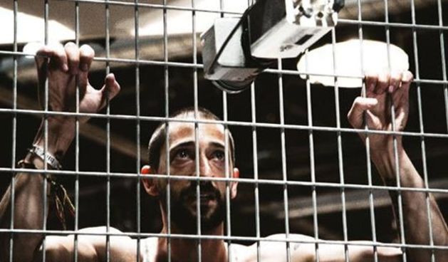 Eksperiment, Adrian Brody