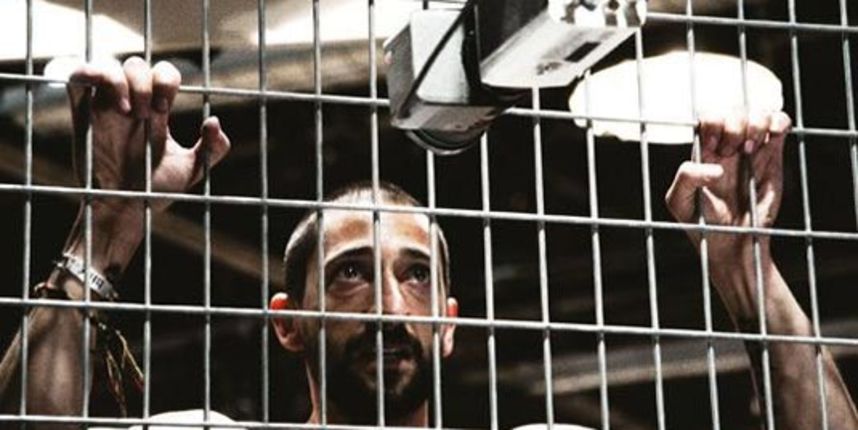 Eksperiment, Adrian Brody Eksperiment, Adrian Brody