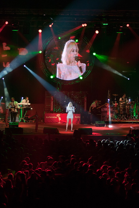 Karlovačko live 2011: Jelena Rozga i Bajaga na Višnjiku, Foto: Kristijan Orlić