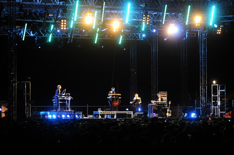 Sibenik, 090811.
Summer eko music festival Terraneo 2011.
Prvog dana na festivalu Terraneo nastupila je britanska electropop grupa La Roux.
Foto: Mladen Pobi / CROPIX Sibenik, 090811.
Summer eko music festival Terraneo 2011.
Prvog dana na festivalu Terraneo nastupila je britanska electropop grupa La Roux.
Foto: Mladen Pobi / CROPIX