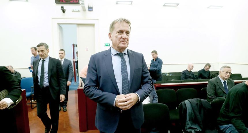 Kalmeta oslobođen u aferi Remorker, trojica suoptuženika proglašeni krivima Kalmeta oslobođen u aferi Remorker, trojica suoptuženika proglašeni krivima