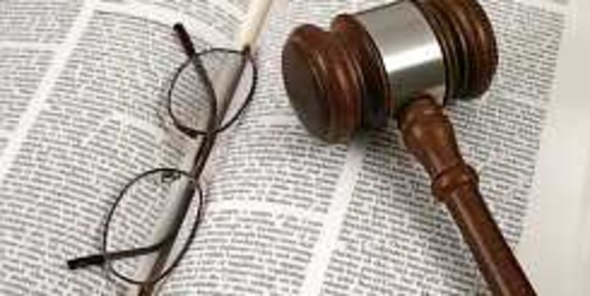 Pravnik, foto: www.moj-posao.net