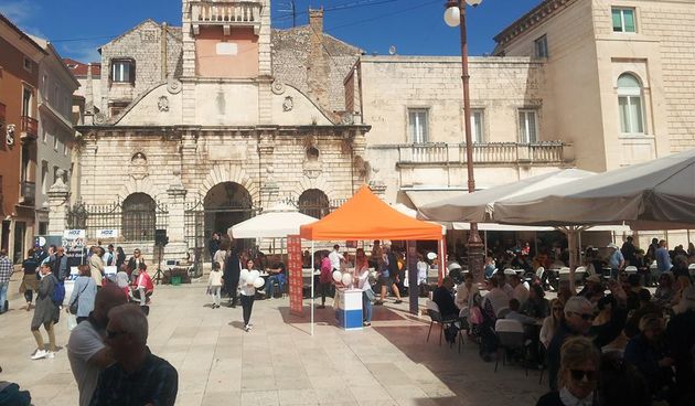 GradZadar, Narodni trg, subotnja špica