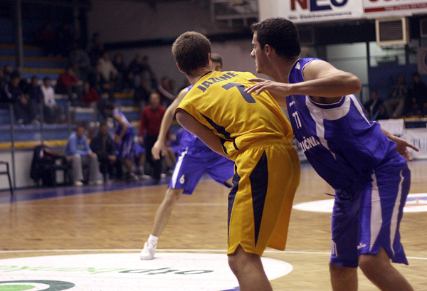 KK Poličnik – KK Jazine, Foto: Saša Čuka KK Poličnik – KK Jazine, Foto: Saša Čuka
