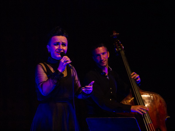 OLYMPUS DIGITAL CAMERA OLYMPUS DIGITAL CAMERA