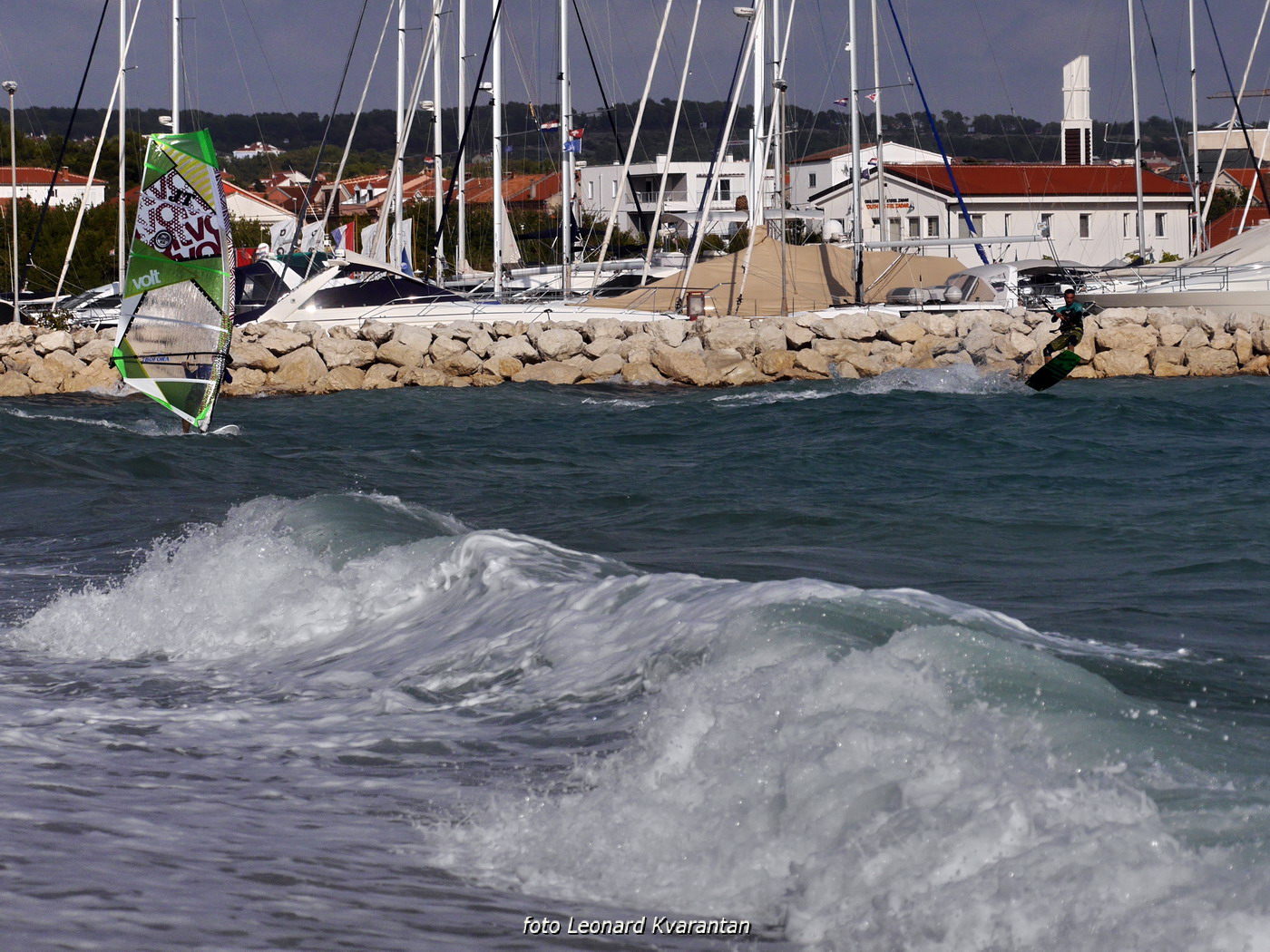 Surferi i kiteri došli na svoje pred neveru
