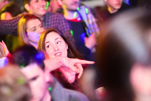 Mjesni Odbor u Maraschino Baru. Foto: Iva Perinčić Mjesni Odbor u Maraschino Baru. Foto: Iva Perinčić