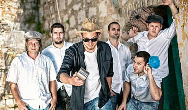 Mjesni odbor 11. ožujka u Maraschino baru