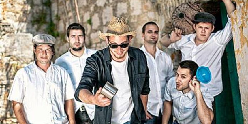 Mjesni odbor 11. ožujka u Maraschino baru Mjesni odbor 11. ožujka u Maraschino baru