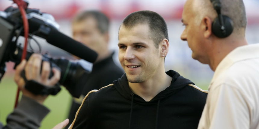 Split, 230711.
Stadion Poljuda.
Prijateljska nogometna utakmica Hajduk – Barcelona povodom stote obljetnice Hajduka.
Na slici: Drago Gabric.
Foto: Jakov Prkic / CROPIX