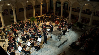 Orchestra Mitteleuropea u klaustru crkve Sv. Frane, Foto: Leo Banić