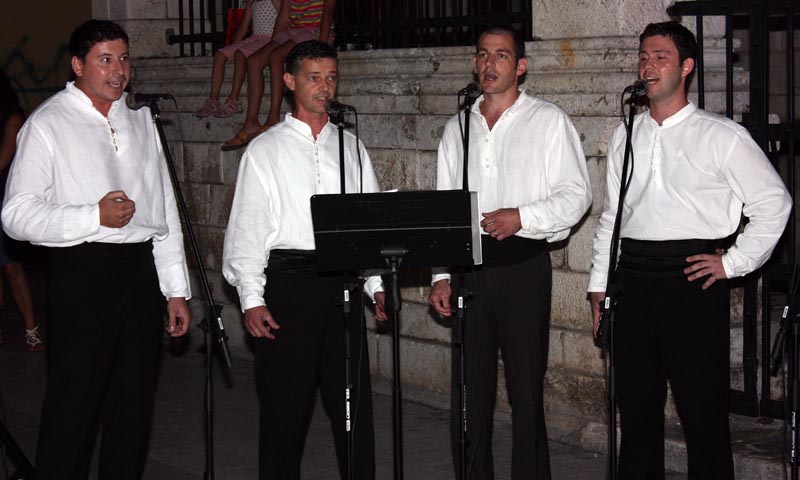 Klapa Kadena (foto: Filip Plazonić)