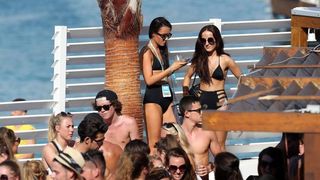 Zrće: Prvi dan Hideout festivala privukao nekoliko tisuća turista, Photo: Dalibor Urukalovic/PIXSELL Zrće: Prvi dan Hideout festivala privukao nekoliko tisuća turista, Photo: Dalibor Urukalovic/PIXSELL