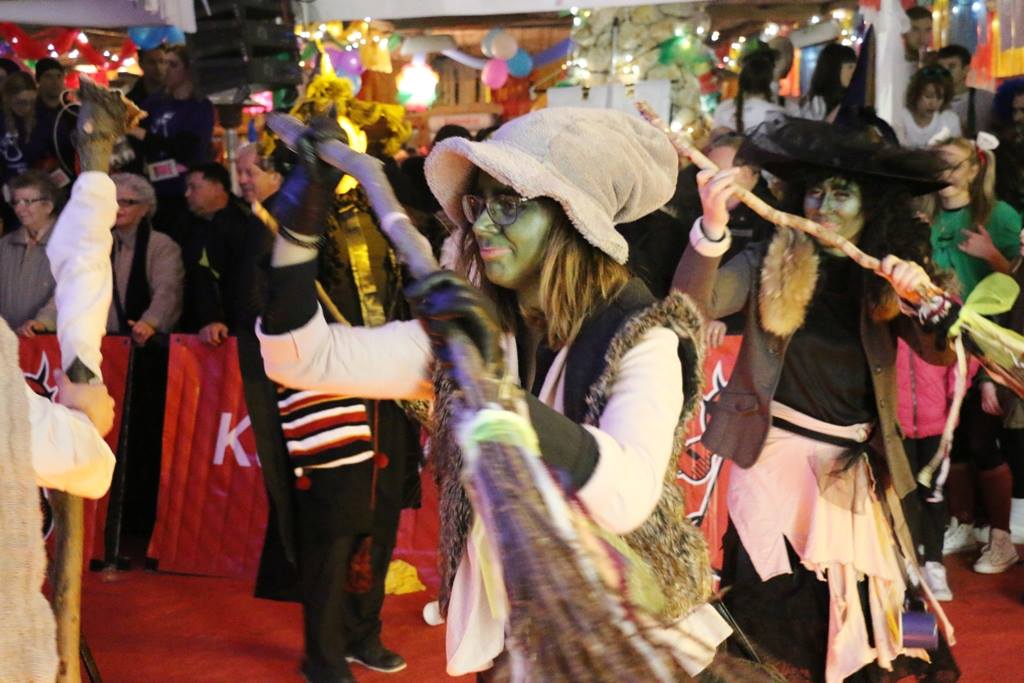 Virske maškare 2017: Karnevalske igre i koncert grupe Vista Virske maškare 2017: Karnevalske igre i koncert grupe Vista