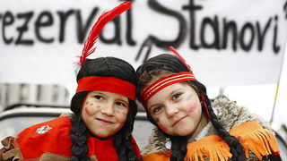 Karneval 2012: Pleme “Crna jama” iz rezervata Stanovi Karneval 2012: Pleme “Crna jama” iz rezervata Stanovi