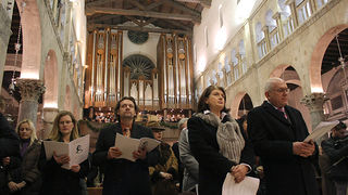 Image 1038699 (auto) Image 1038699 (auto)