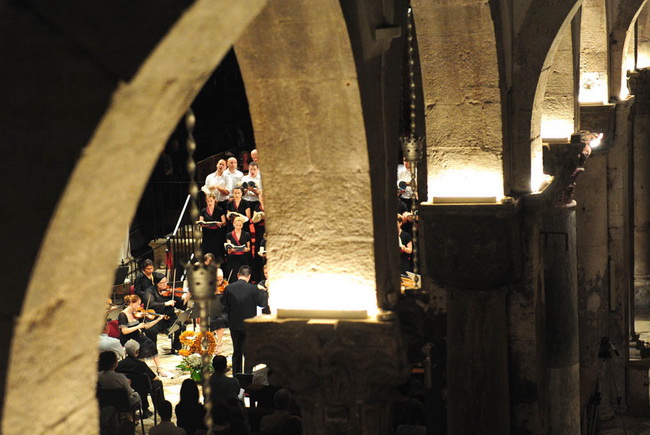 Sveta Stosija: Koncet Akademskog zbora Ivan Goran Kovacic i Hrvatskog baroknog ansambla