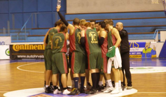 Kup “Krešimir Ćosić”: Voštarnica – Alkar 75:55