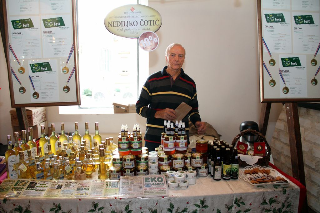 8. “Naši mali gušti” u Arsenalu