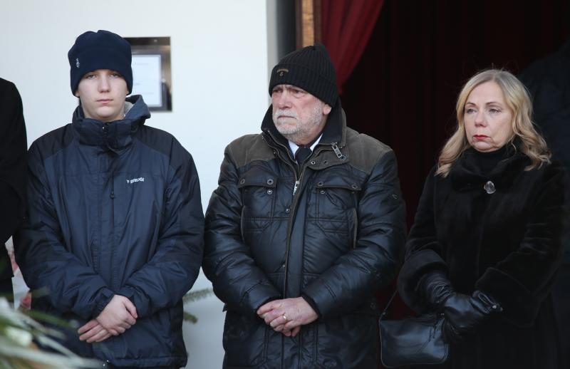 Posljednji ispraćaj velikog hrvatskog književnika Ive Brešana na šibenskom groblju Kvanj