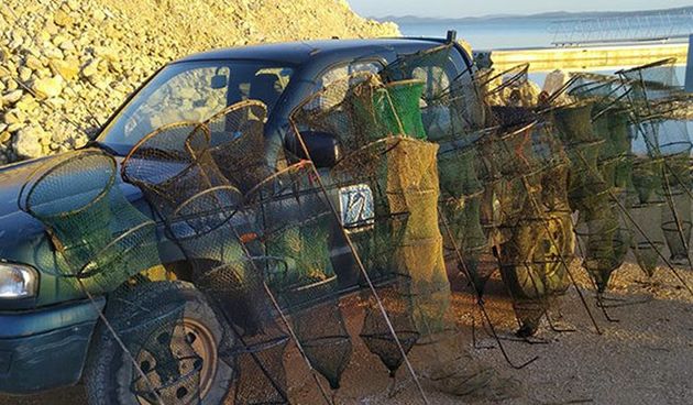 Zaplijenjeno petnaestak vrša u PP Vransko jezero