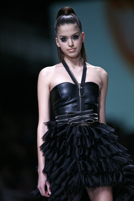 Zagreb, 120311.
Veceras je na Zagrebackom velesajmu odrzana druga vecer modne revije Dove Fashion.Hr.
Revije ce trajati do nedjelje 13.03.
Revija na slici: Felja.
Foto: Neja Markicevic / CROPIX