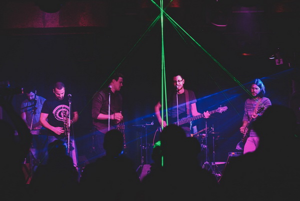 Mjesni Odbor u Maraschino Baru. Foto: Iva Perinčić Mjesni Odbor u Maraschino Baru. Foto: Iva Perinčić