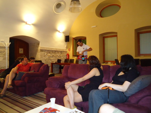 Studentski klub: DADAnti održali večer eksperimentalne poezije Studentski klub: DADAnti održali večer eksperimentalne poezije