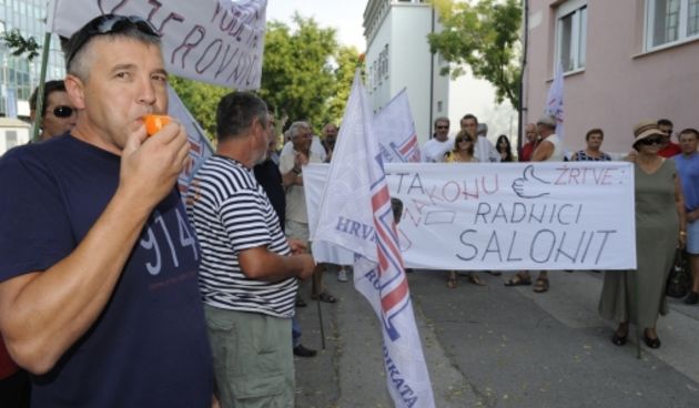 Radnici Salonita zauzeli tvornicu u Vranjicu (Foto: Paun Paunović/CROPIX)
