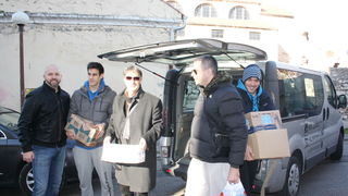 Zadarski sportaši i sportski novinari velikog srca napunili Socijalnu samoposlugu Zadarski sportaši i sportski novinari velikog srca napunili Socijalnu samoposlugu