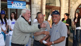 Predizborni skup HDZ-a u Sukosanu