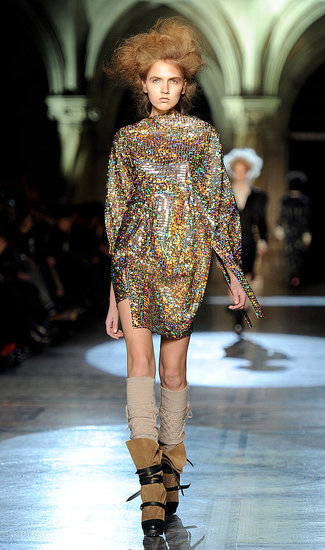 Vivienne Westwood Red Label, Jesen 2010.  (www.coutorture.com)