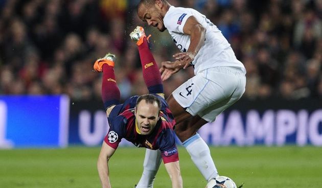 Andres Iniesta i Vincent Kompany, foto: as.com