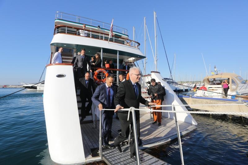 Biograd Na Moru: Ivo Josipović posjetio 16. međunarodni nautički sajam Biograd Boat Show, foto: Filip Brala/PIXSELL Biograd Na Moru: Ivo Josipović posjetio 16. međunarodni nautički sajam Biograd Boat Show, foto: Filip Brala/PIXSELL